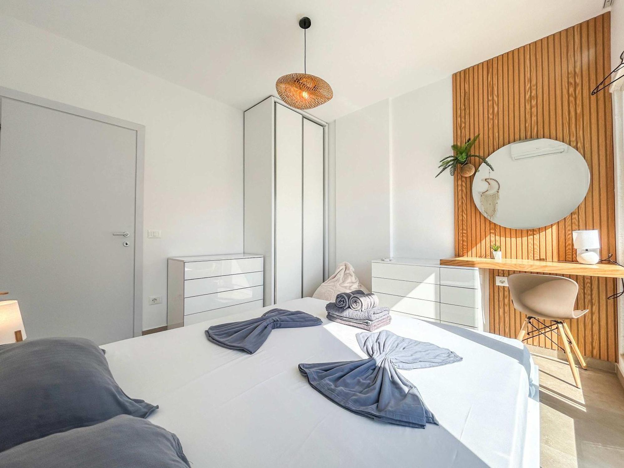 Apartament Duplex 780 - Two Floors, Terrace & Seaview Durrës